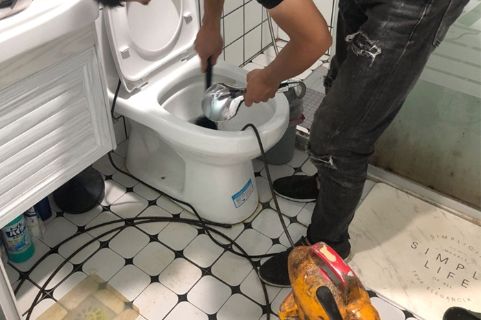 江城疏通下水道