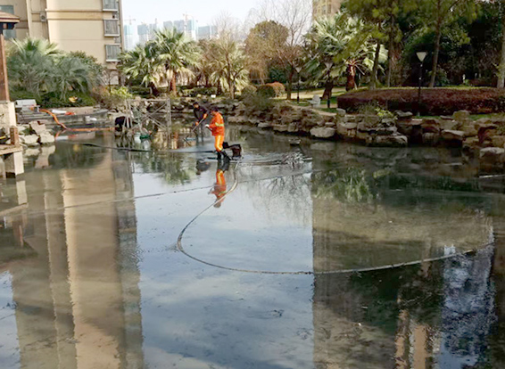 江城景观池淤泥清理